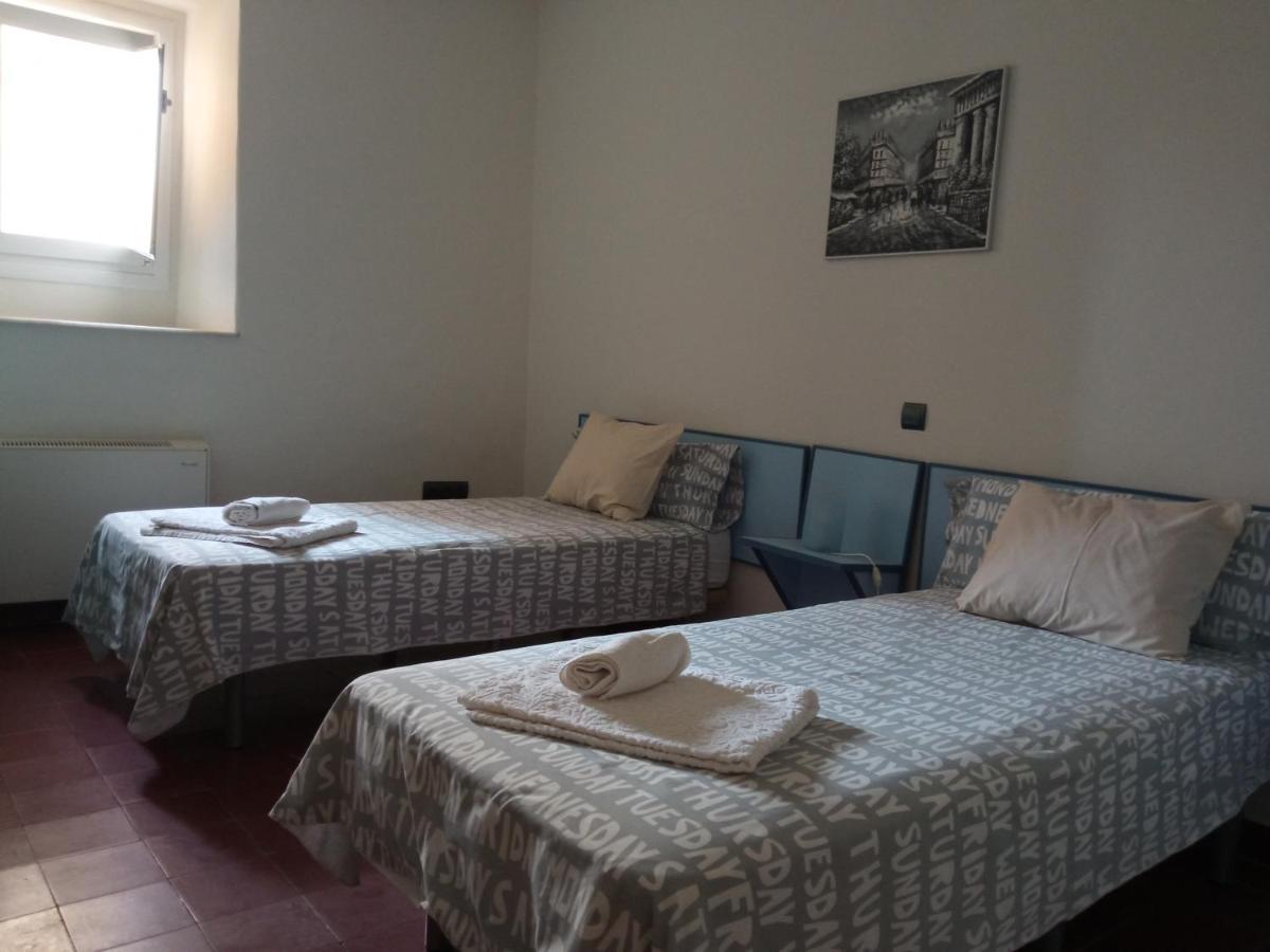 Apartamento La Almena 1 Junto A Plaza Mayor,2 Habitaciones, Parking Gratuito Касерес Экстерьер фото